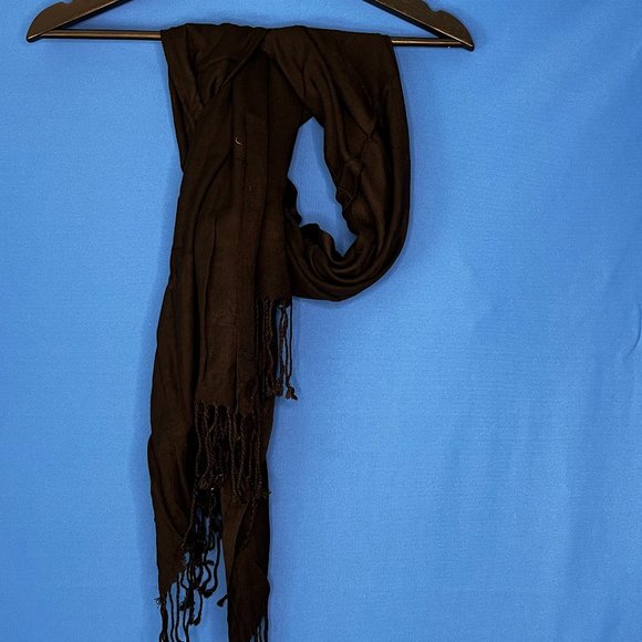 Parisian Scarf - Picture 7 of 8